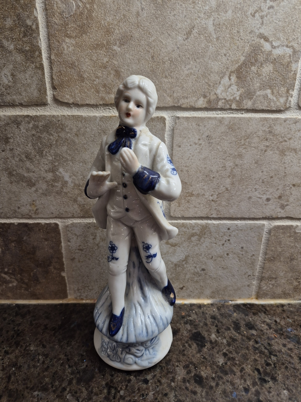 Meilyn Porcelain Figurine Victorian Style Blue White Man Vintage Collectible